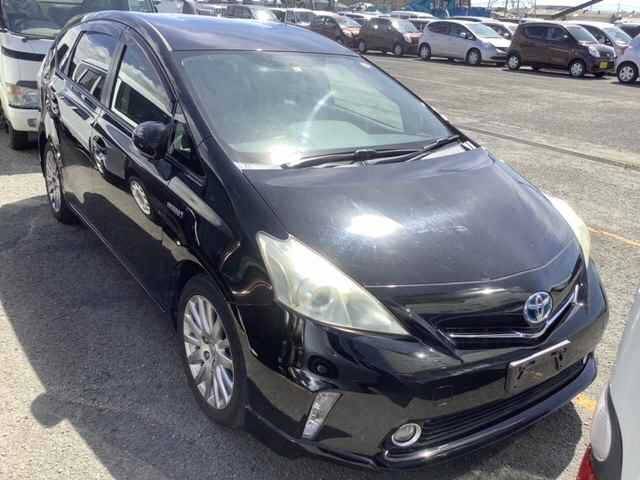 534 TOYOTA PRIUS ALPHA ZVW41W 2013 г. (JU Nagasaki)